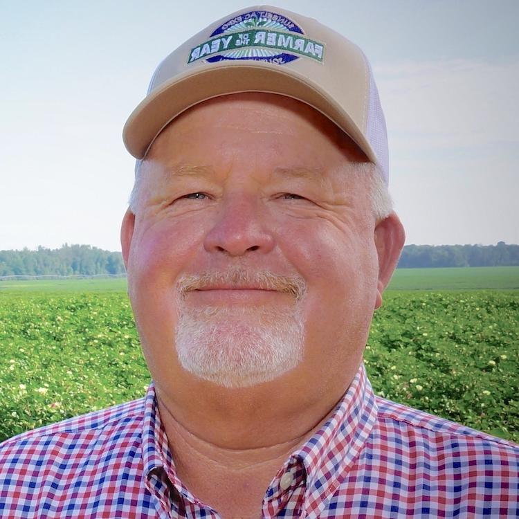 巴特·戴维斯被评为乔治亚州年度农民
